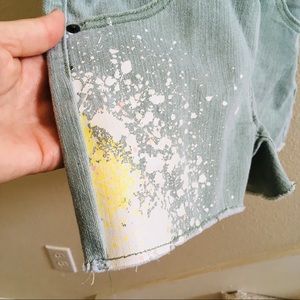 Cat & Jack Bottoms - CAT & Jack girls overalls shortalls denim L splat Cat & Jack Bottoms - CAT & Jack girls overalls shortalls denim L splat